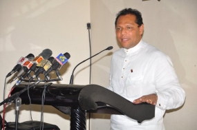 මාධ්‍යවේදියා තම ආයතනය සහ කර්තෘ මණ්ඩලය ආරක්ෂා කළ යුතුයි