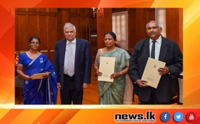 නව ජනාධිපති නීතිඥවරුන් තිදෙනෙකු ජනපති අතින් පත්වීම් ලබයි