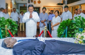 නිහාල්සිංහයන්ගේ දේහයට ජනපති අවසන් ගෞරව දක්වයි