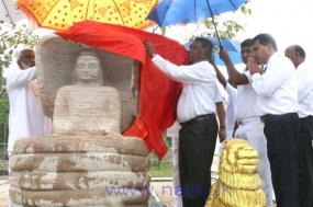 නාගදීප විහාරස්ථානයේ ශෛලමය බුද්ධ ප්‍රතිමා වහන්සේ නිරාවරණය කෙරේ